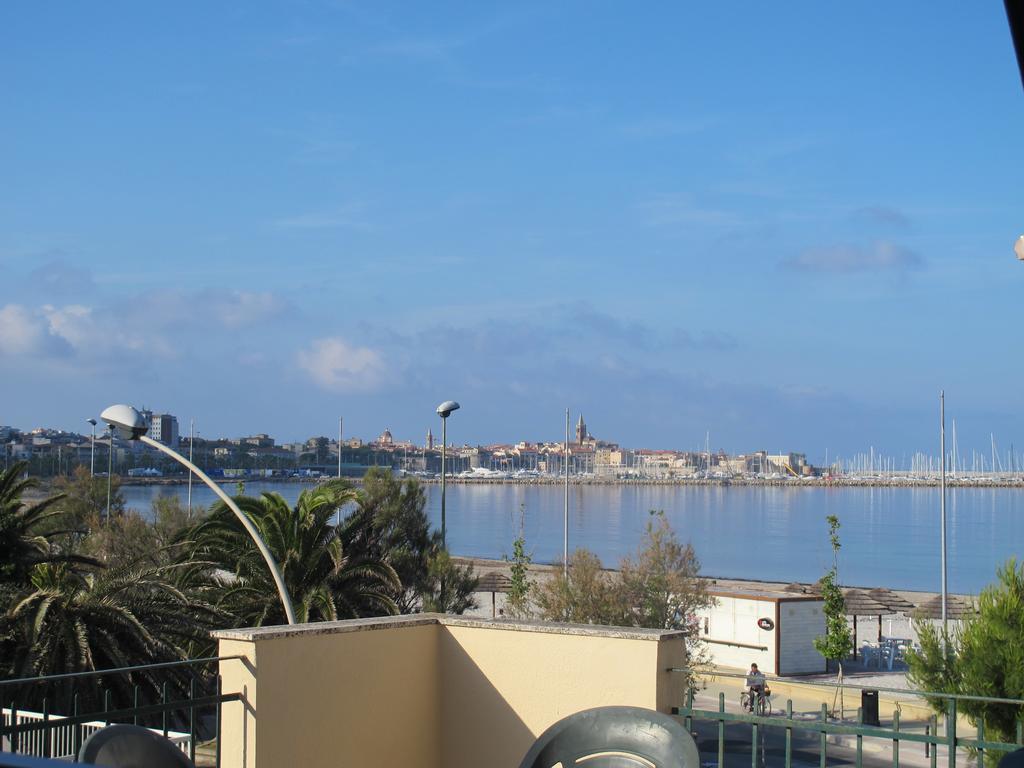La Terrazza - Residenze Maricharme Apartamento Alghero Exterior foto